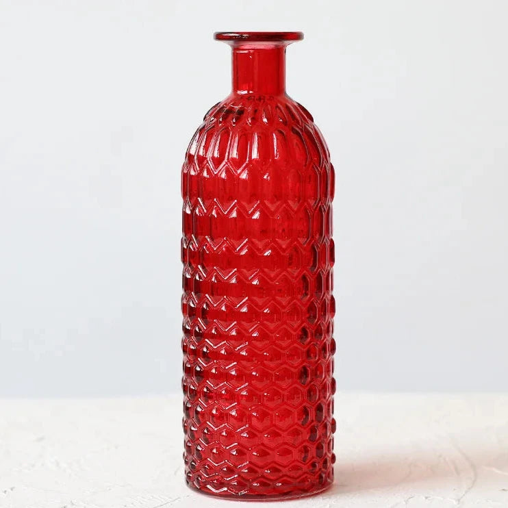 Serene Crimson Glass Vase – Modern Accent Piece