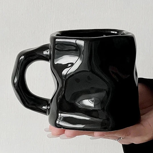 Serene Sculpt Mug - Modern Ceramic Cup